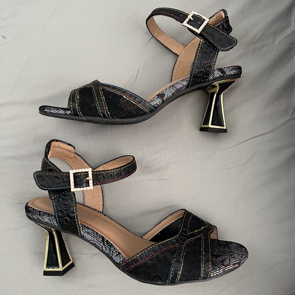 Chic Black and Gold Strappy Heels